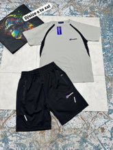 Load image into Gallery viewer, Tshirt