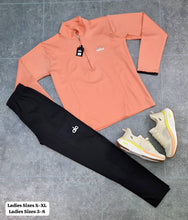 Load image into Gallery viewer, Tracksuit women