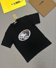 Load image into Gallery viewer, Tshirt