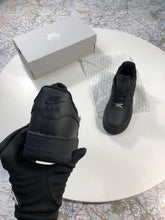 Load image into Gallery viewer, Shoes