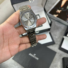 Load image into Gallery viewer, Watch
