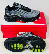 Load image into Gallery viewer, Shoes men