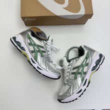 Load image into Gallery viewer, Shoes