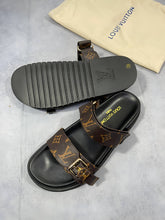 Load image into Gallery viewer, Slipper