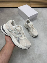 Load image into Gallery viewer, Shoes