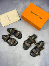 Load image into Gallery viewer, Slipper