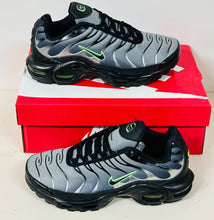 Load image into Gallery viewer, Shoes men