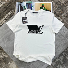 Load image into Gallery viewer, Tshirt