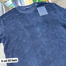 Load image into Gallery viewer, Tshirt