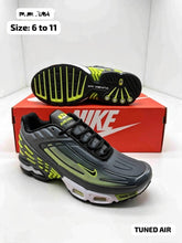 Load image into Gallery viewer, Shoes
