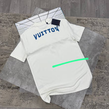 Load image into Gallery viewer, Tshirt