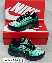 Load image into Gallery viewer, Shoes women