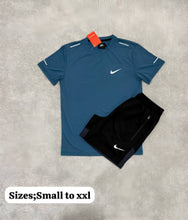 Load image into Gallery viewer, Tshirt