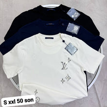 Load image into Gallery viewer, Tshirt