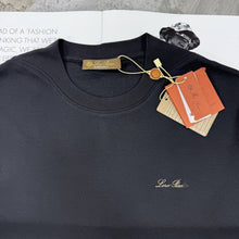 Load image into Gallery viewer, Tshirt
