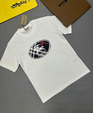 Load image into Gallery viewer, Tshirt