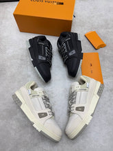 Load image into Gallery viewer, Shoes