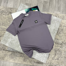 Load image into Gallery viewer, Tshirt