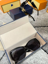 Load image into Gallery viewer, Sunglass