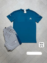 Load image into Gallery viewer, Tshirt