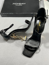 Load image into Gallery viewer, Heel