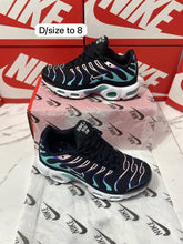 Load image into Gallery viewer, Shoes