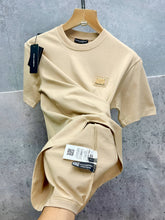 Load image into Gallery viewer, T-shirt