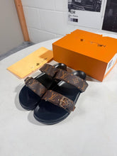 Load image into Gallery viewer, Slipper