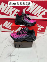 Load image into Gallery viewer, Shoes