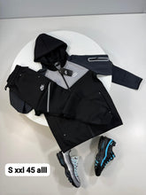 Load image into Gallery viewer, Tracksuit