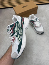 Load image into Gallery viewer, Shoes