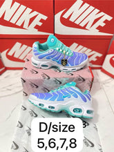 Load image into Gallery viewer, Shoes