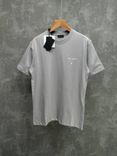 Load image into Gallery viewer, T-shirt