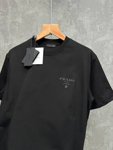 Load image into Gallery viewer, T-shirt
