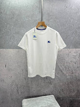 Load image into Gallery viewer, Tshirt