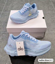 Load image into Gallery viewer, Shoes