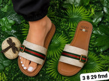 Load image into Gallery viewer, Slipper