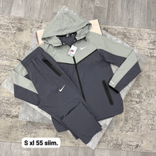 Load image into Gallery viewer, Tracksuit men