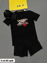 Load image into Gallery viewer, Tshirt