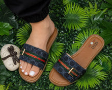 Load image into Gallery viewer, Slipper