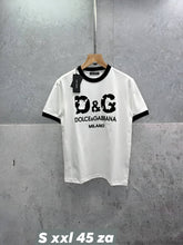 Load image into Gallery viewer, T-shirt
