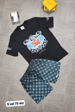 Load image into Gallery viewer, Tshirt