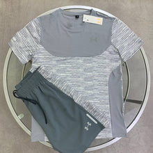 Load image into Gallery viewer, T-shirt