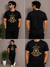 Load image into Gallery viewer, T-shirt
