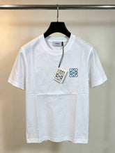 Load image into Gallery viewer, Tshirt