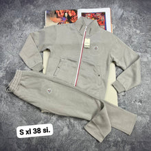 Load image into Gallery viewer, Tracksuit