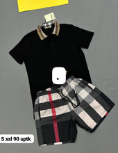 Load image into Gallery viewer, Tshirt