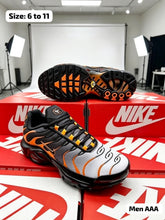 Load image into Gallery viewer, Shoes