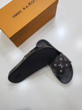 Load image into Gallery viewer, Slipper