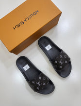 Load image into Gallery viewer, Slipper